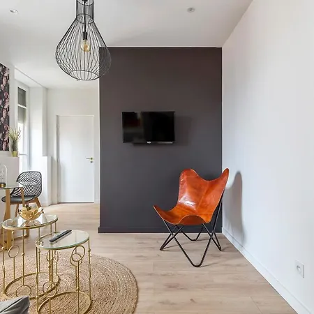Tres Beau - 3 Appartement *